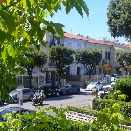 Brezza Marina Apartment *